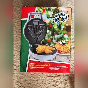 Waffle Wow Mini Christmas Tree Waffle Maker